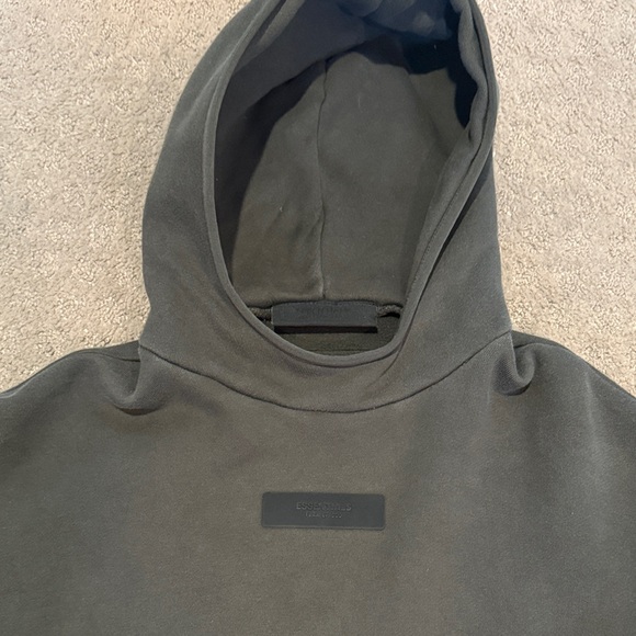 Men's XXS Essentials Fear of God Hoodie - Picture 2 of 3